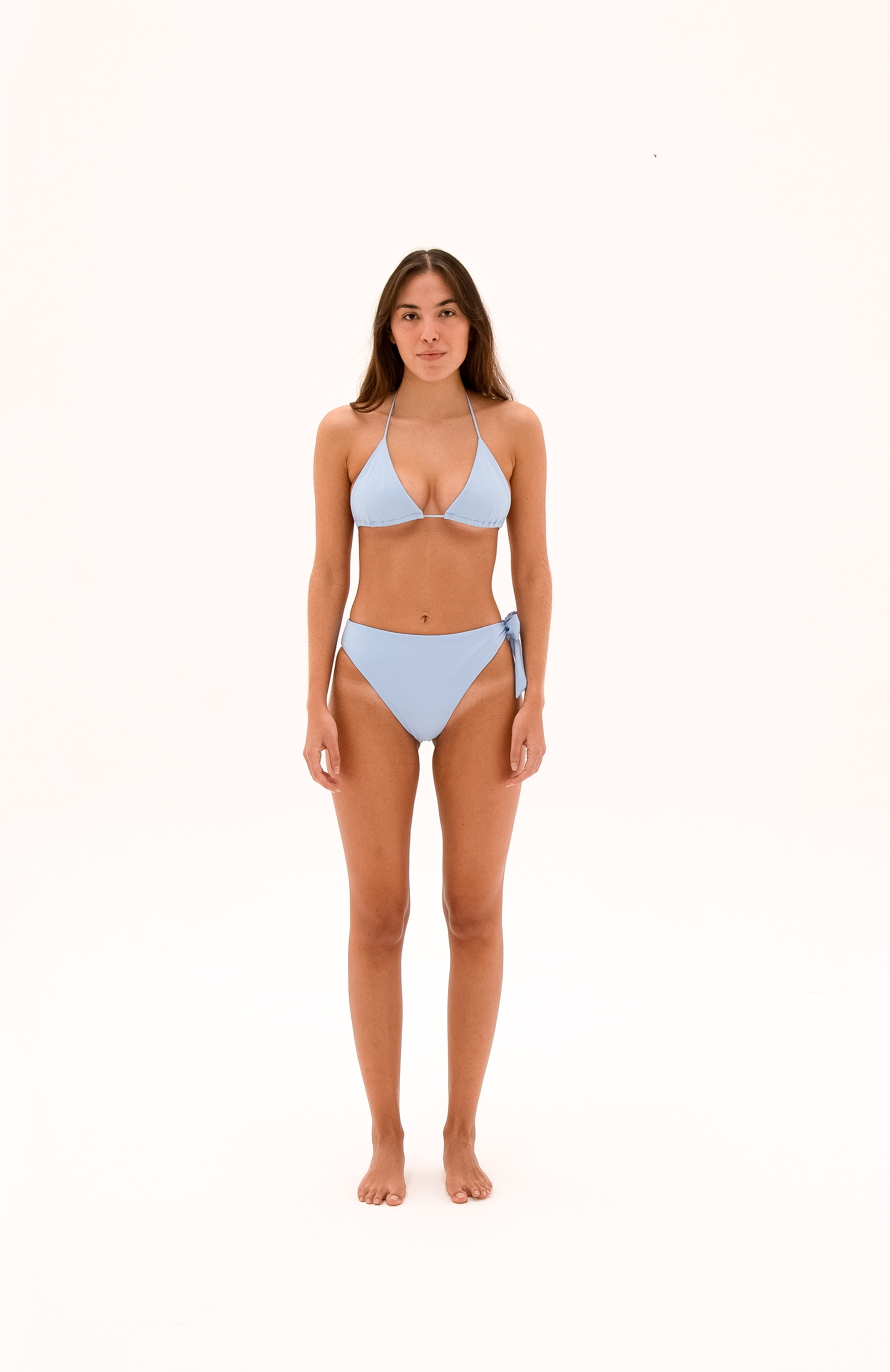 Nicole Bottom
- Cielo