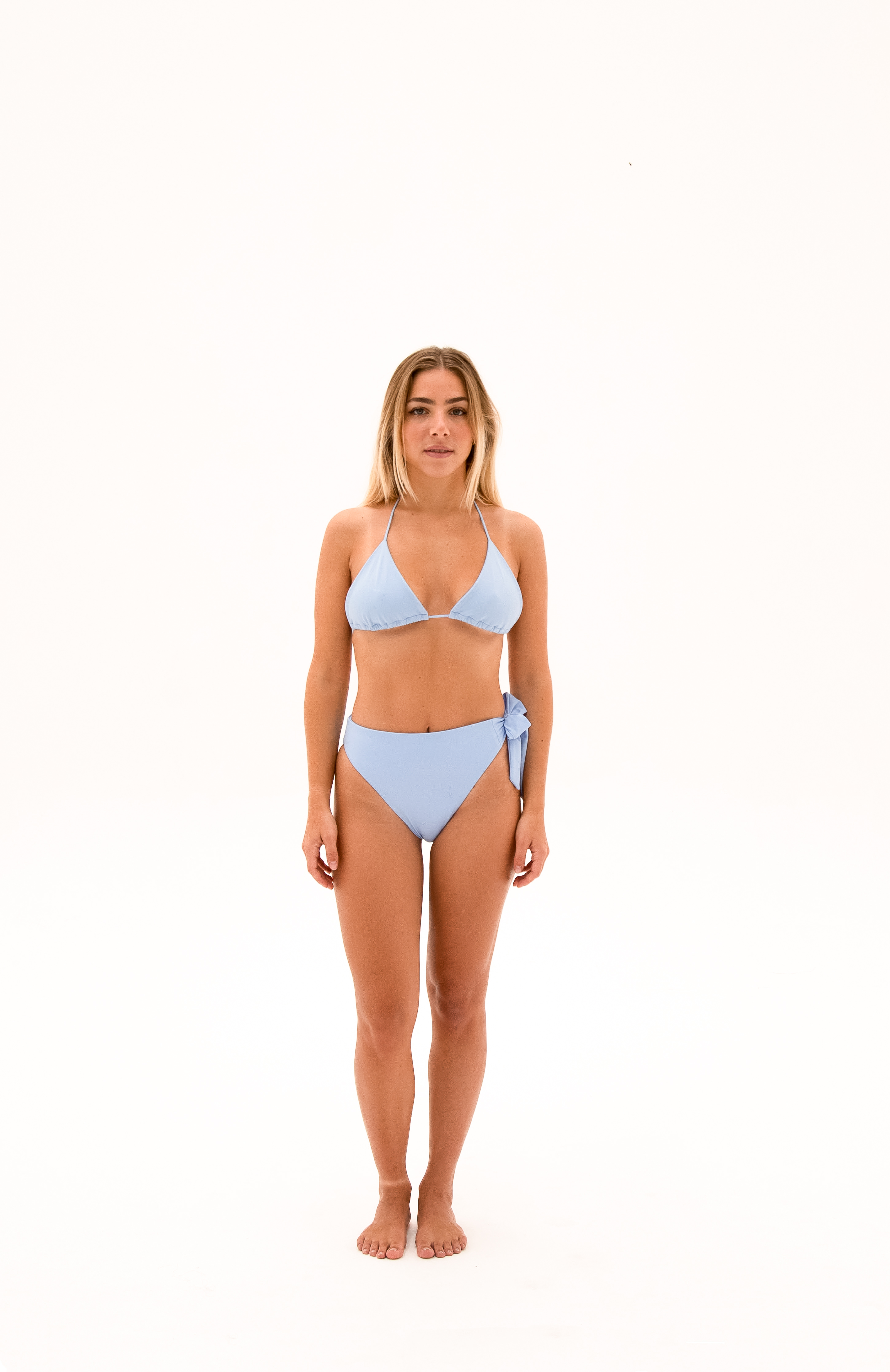 Nicole Bottom
- Cielo