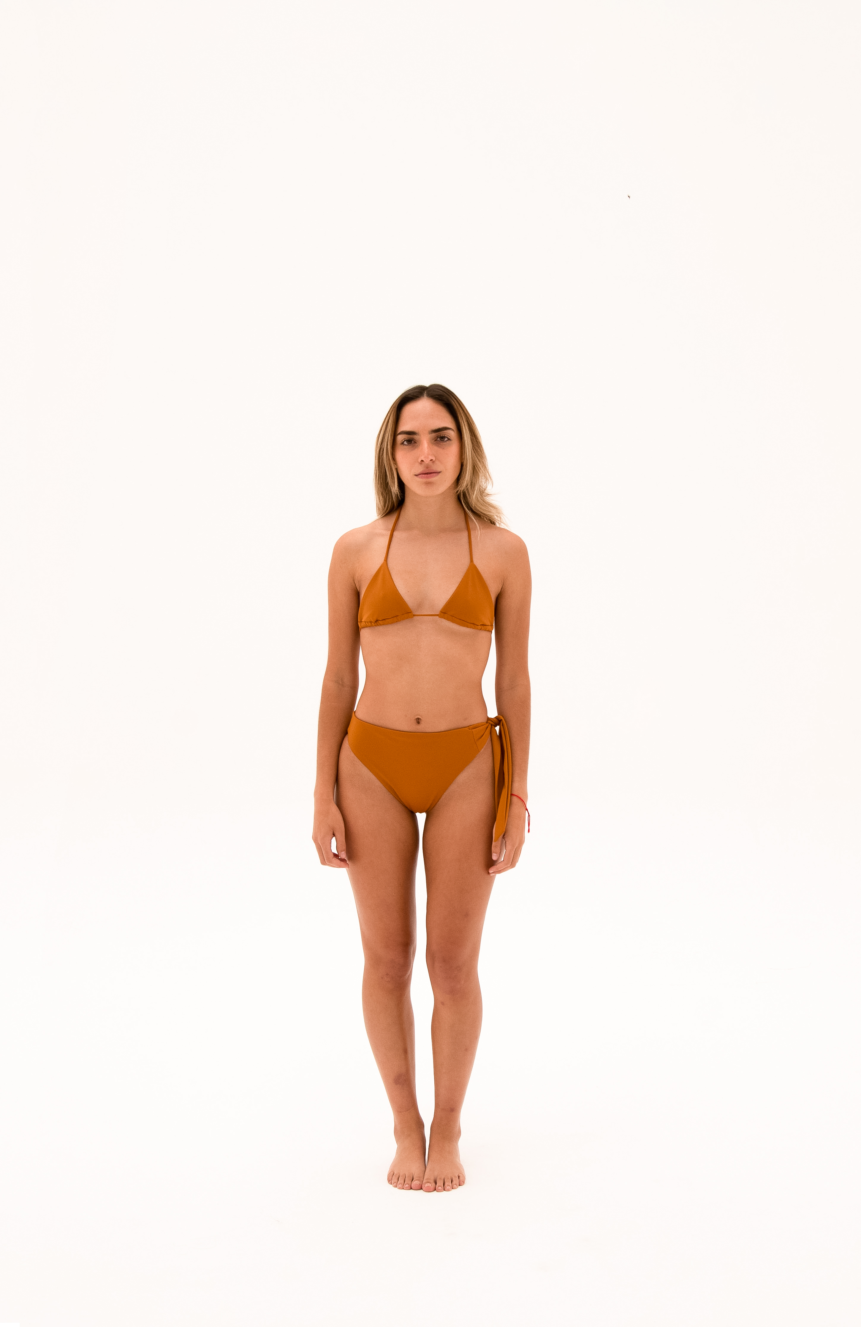 Nicole Bottom
- Sahara